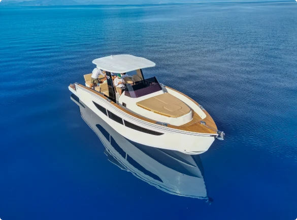 YACHTS ATLANTIS: BEYOND LUXURY​