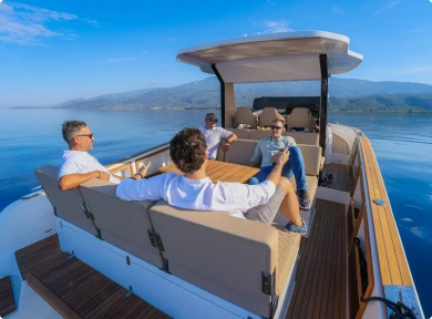 YACHTS ATLANTIS: BEYOND LUXURY​